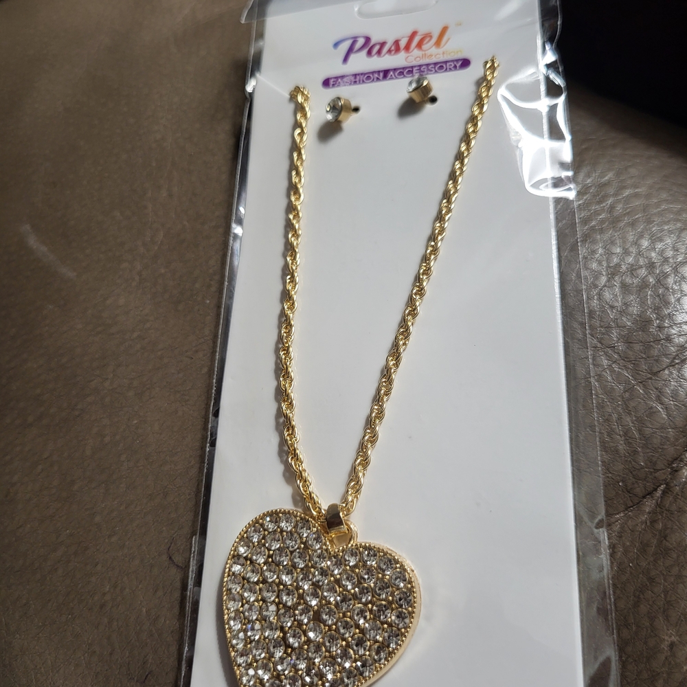 Pastels Gold Heart Necklace with Sparkling Accents